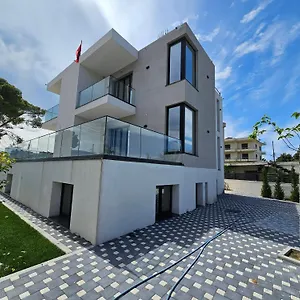 Aluor Apartahotel